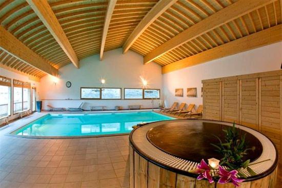 Appartement Orelle Val-Thorens Avec Spa Екстериор снимка